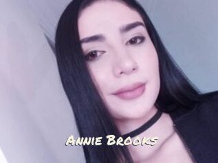 Annie_Brooks