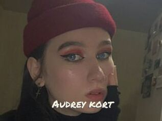 Audrey_kort