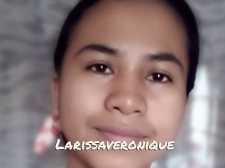 Larissaveronique