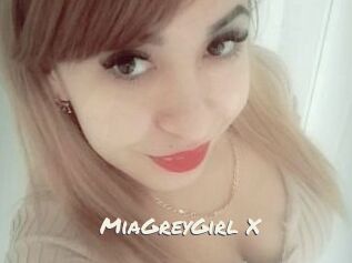 MiaGreyGirl_X