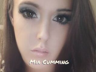 Mia_Cumming