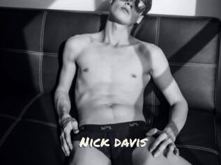 Nick_davis