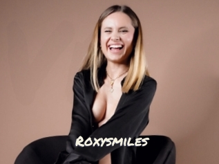 Roxysmiles